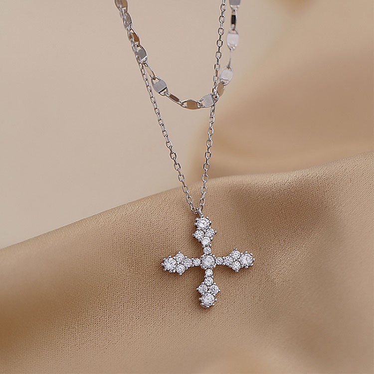 Kalung Rantai Ganda Liontin Salib Bahan Alloy Lapis Silver Hias Berlian Imitasi Untuk Wanita