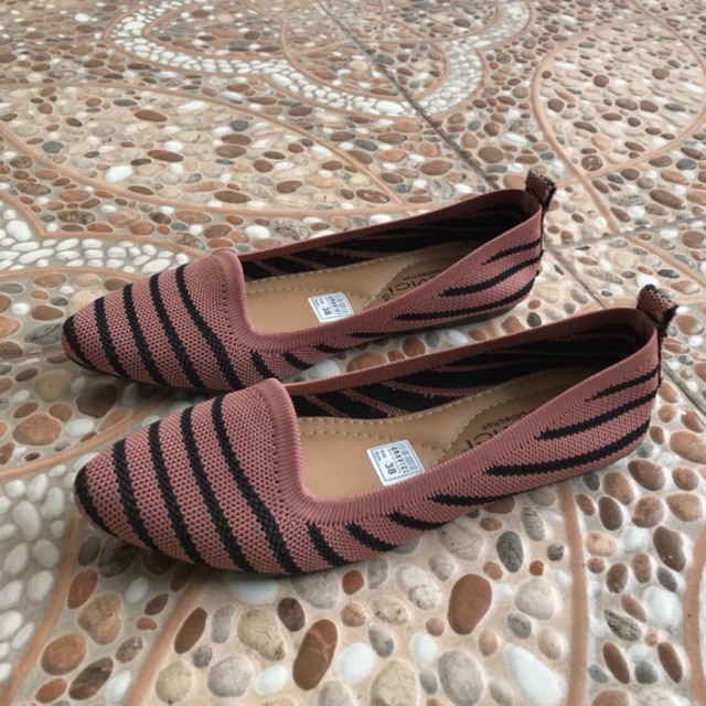 GRAVICI - Sepatu Flat Rajut Import Wanita DO-04