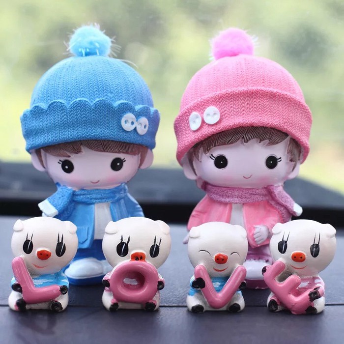 MINIATUR PAJANGAN MOBIL BONEKA 0735