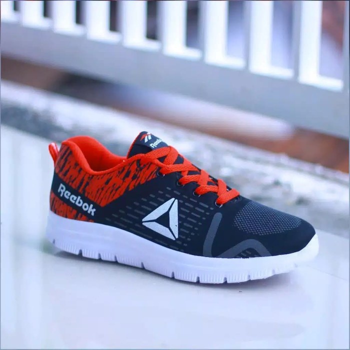sepatu olahraga pria cowok cowo sekolah sport kets lari hitam merah