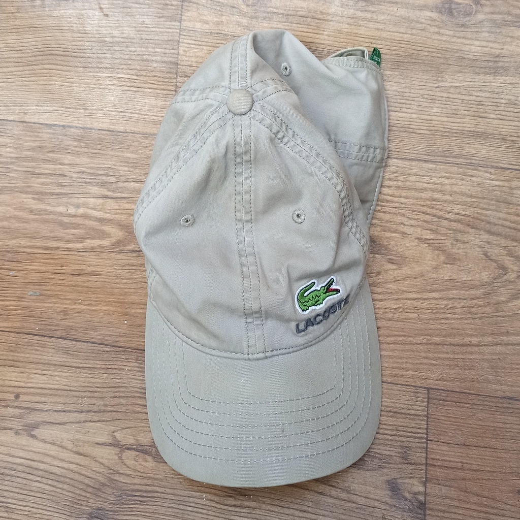 Topi Lacoste ( second )