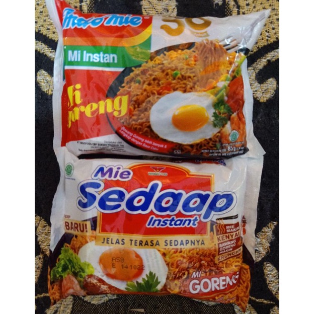 

Indomie goreng 85gr / Mie Sedaap goreng 90gr