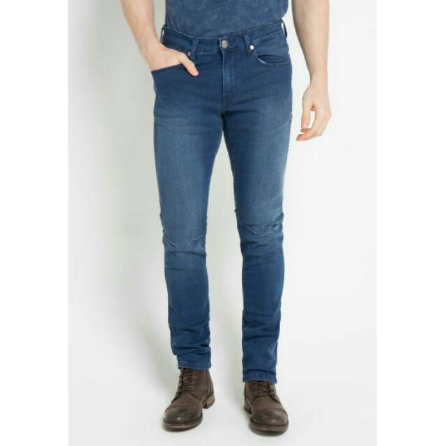 WRANGLER BRYSON ORIGINAL/SUPER SKINNY JEANS
