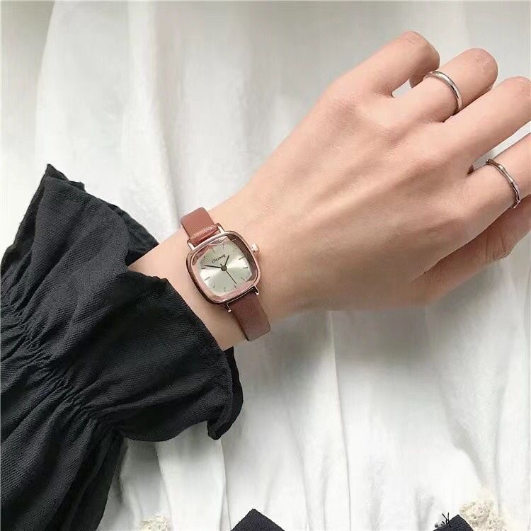 (GROSIRJAYA32) Jam Tangan NAFISA Kecil Wanita Analog Strap Pu Dial Gaya Retro Korea Jam Tangan Bisnis