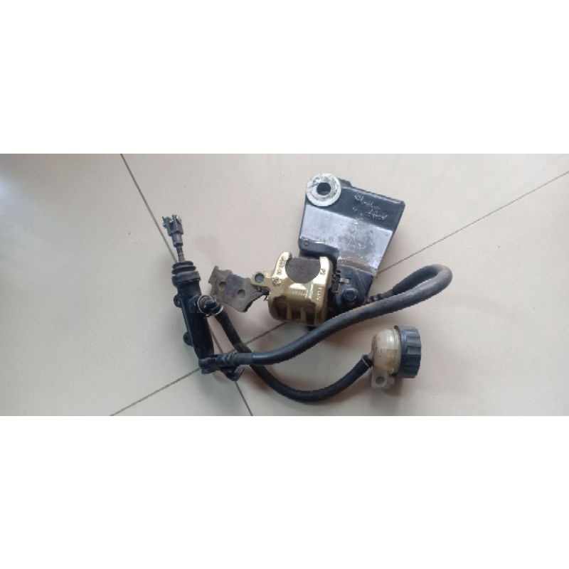 KALIPER BELAKANG ASSY NS200 KALIPER BYBRE BELAKANG BAJAJ 200NS CAKRAM BYBRE BELAKANG ASSLY PULSAR 20
