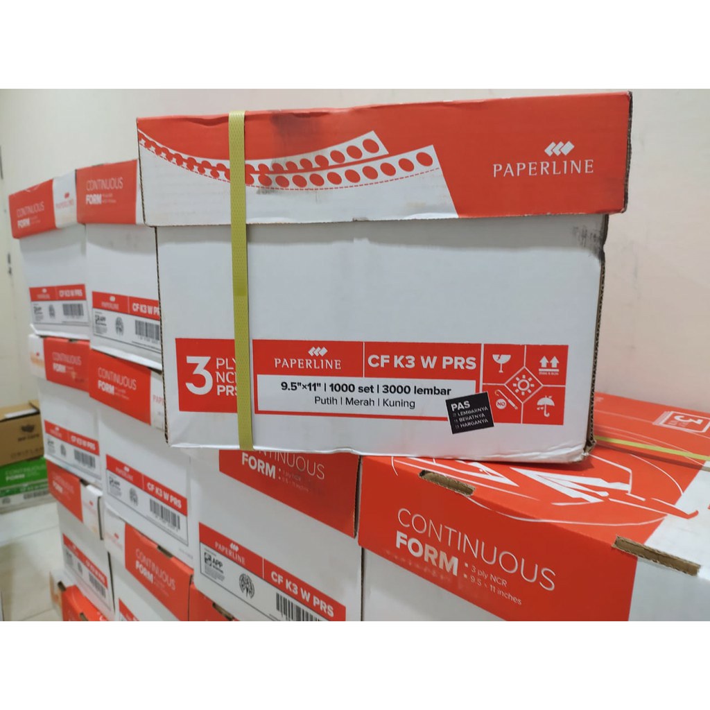 

Continuous Form Ukuran 9,5 Inch x 11/2 Inch, 3 ply PRS (bagi 2) NCR Merk Paperline