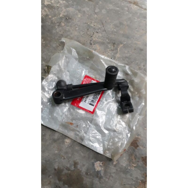 tuas handel gigi tiger , operan gigi motor tiger revo