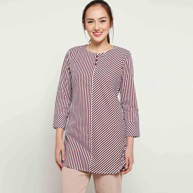 CAESAR Kemeja Blouse Blus Bluse Wanita Motif Garis Bahan Katun