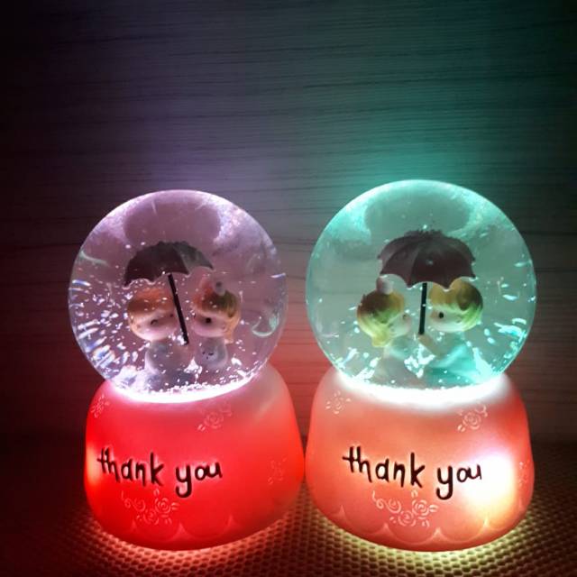 

KOTAK MUSIK BOLA SALJU "THANK YOU" (LAMPU + MUSIK)