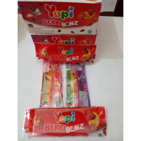 

Permen Yupi Berribonz & Wotaa melon box / beribonz kemasan baru soccer mania