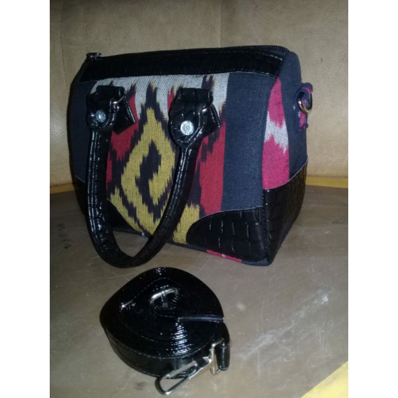 tas tenun ikat(etnik)variasi kulit,troso jepara