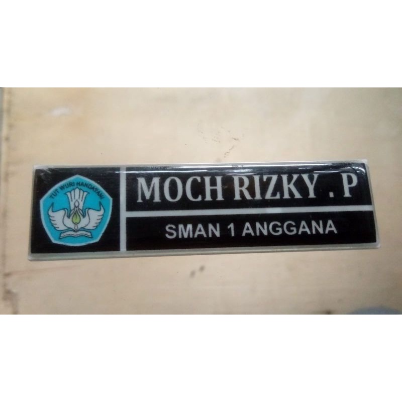 NAME TAG (nama dada) akrilik putih
