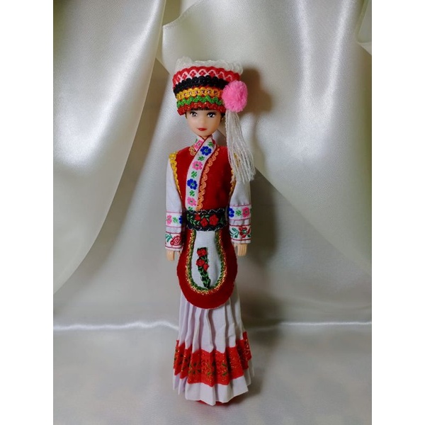 Boneka Barbie China Ethnic Nationalities Of China Mainan Koleksi