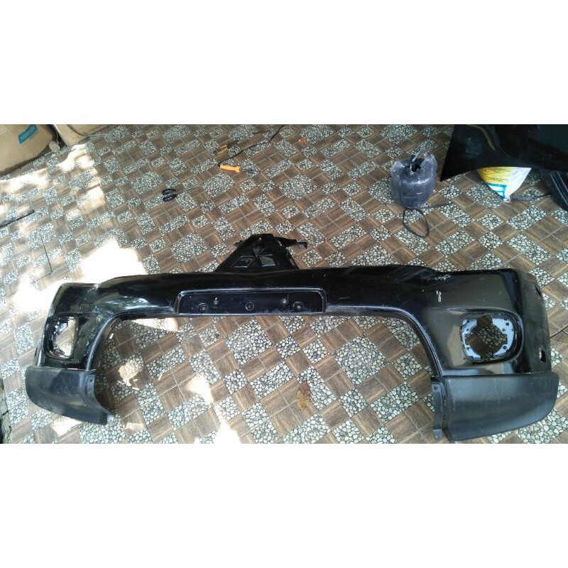 bemper bumper depan mitsubishi pajero 2010- 2013 original