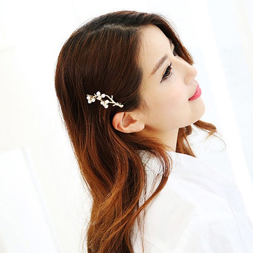 LRC Jepit Rambut Elegant White Pearl Decorated Branch Design Simple Hair Clip A46369