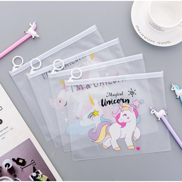 TEMPAT PENSIL ALAT TULIS KANTOR SEKOLAH / TEMPAT KOSMETIK / MAKEUP / MAKE UP TRANSPARAN MAP FILE UNICORN / ZIPPER BAG | FADHILAH SHOP BANJARBARU