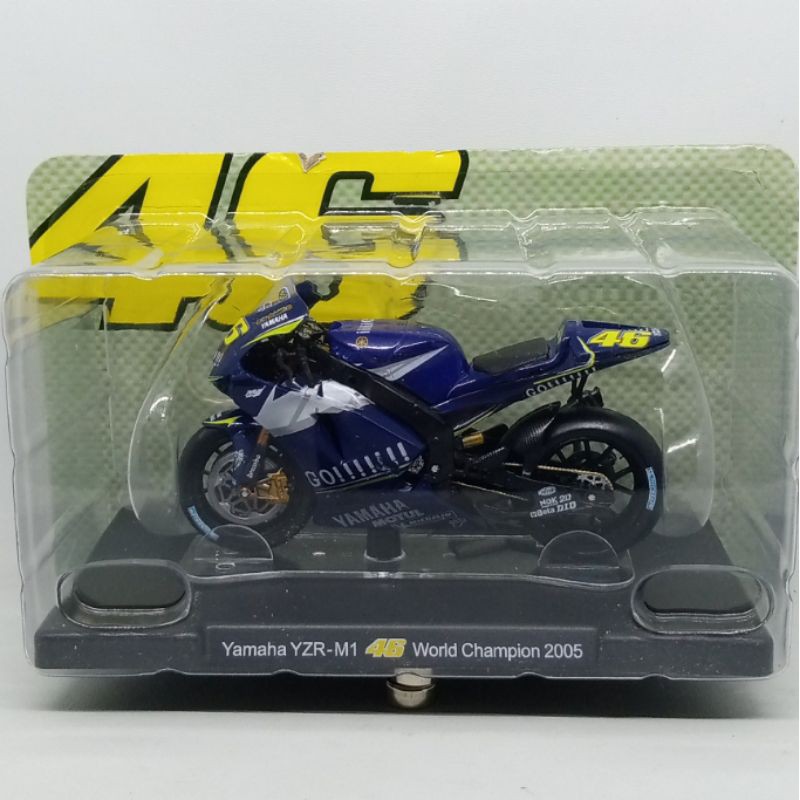Diecast motogp rossi yamaha yzr-m1 world championship 2005 go leo model 1/18