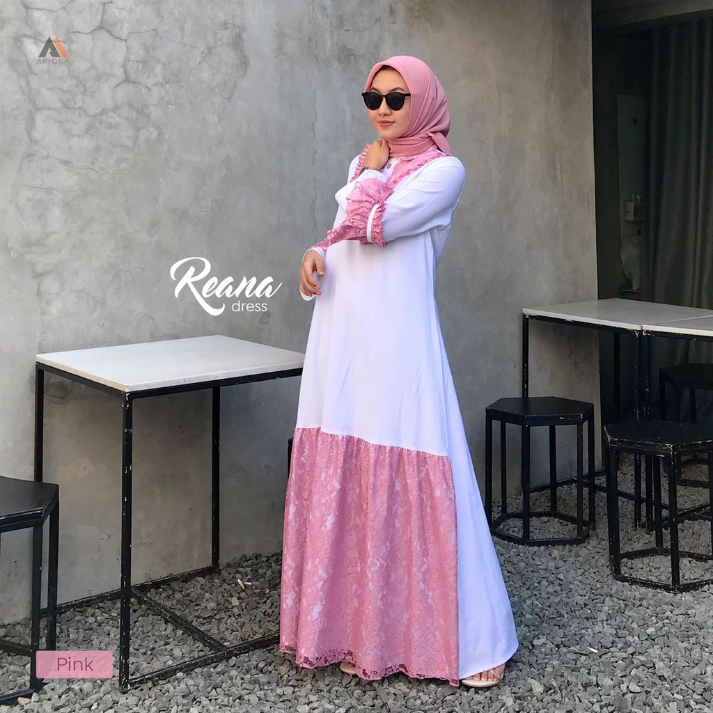 ARIONA Reana Dress