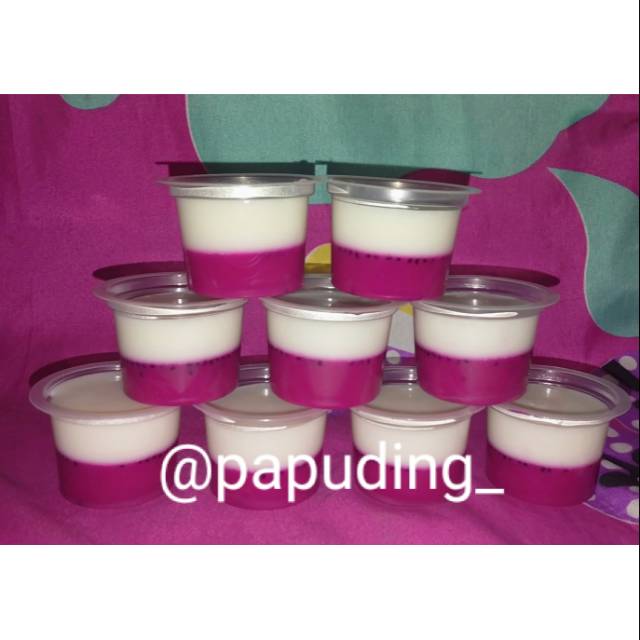 

Puding buah naga / snack box