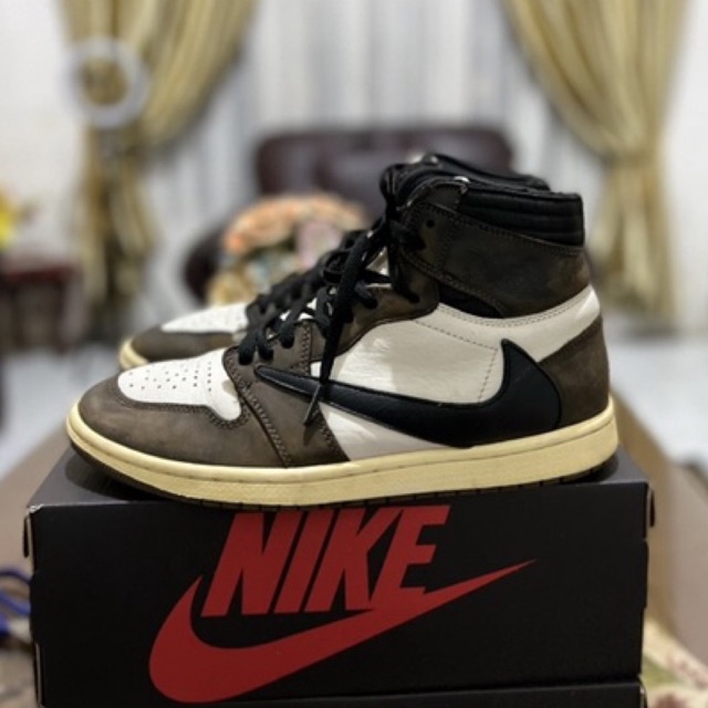 Air Jordan 1 x Travis Scott