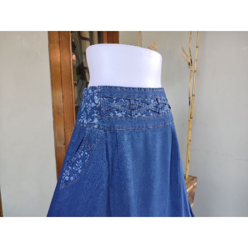 Rok Jeans Payung Dewasa Bordir Motif