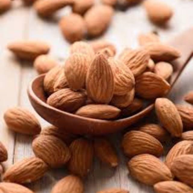 

Kacang ALMOND (roasted almond) originil taste