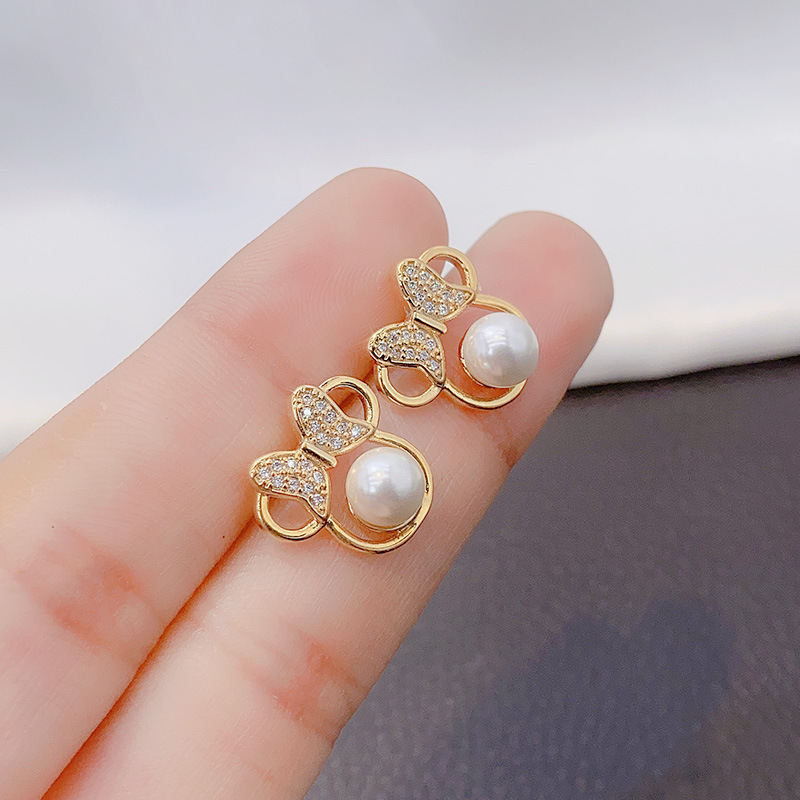 Anting Stud Desain Kartun Pita Aksen Mutiara Gaya Korea Untuk Wanita