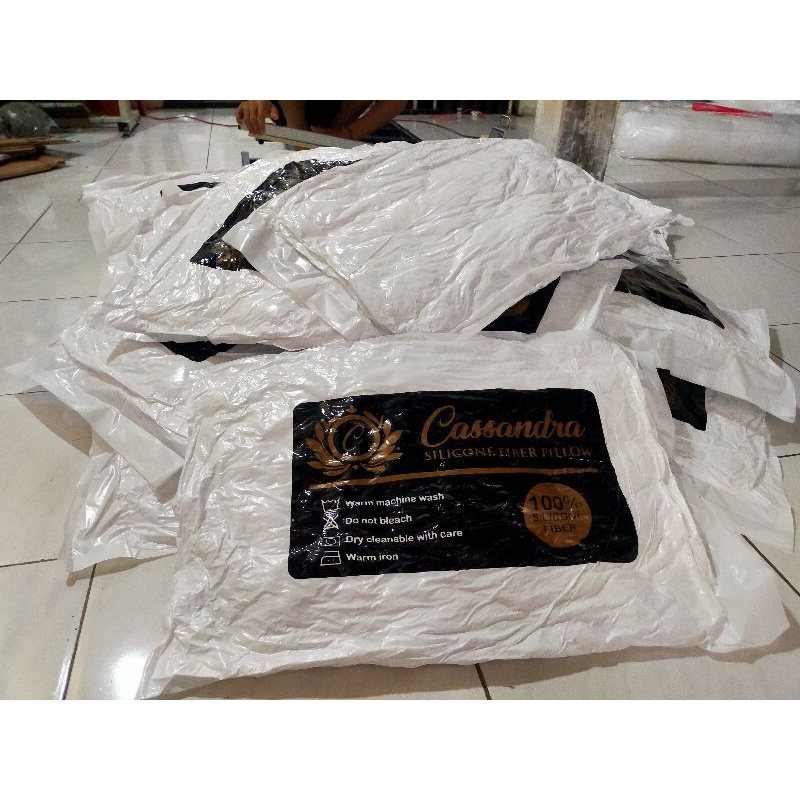Bantal Guling Tidur Kepala Cassandra Set Hotel Bintang Silikon 100%
