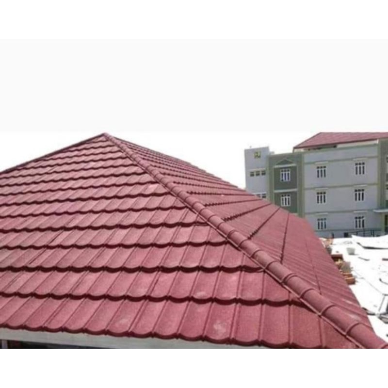 pemasangan Rangka bajaringan atap genteng metal pasiran terpasang