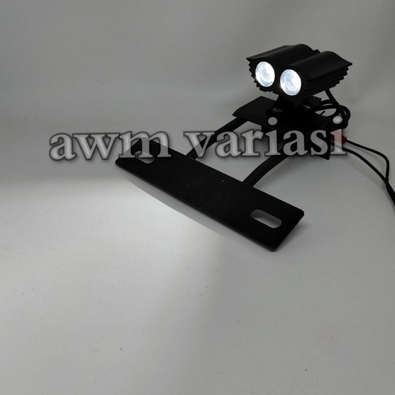 (Paket) Lampu LED Depan 2 Mata (Model Mata Elang)Plastik