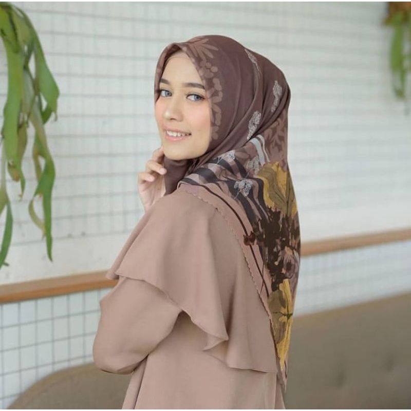 Terbaru !! Hijab Voal Segiempat Motif Asra Coklat Kerudung Segiempat Motif