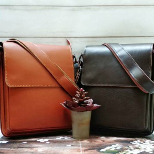 Tas Pria Selempang Kulit Sapi Asli Papirut