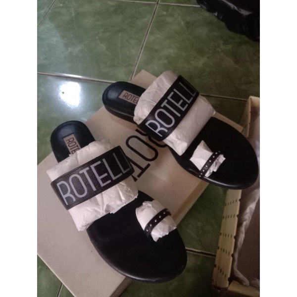 sandal rotelli preloved