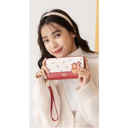 dompet Pooh Tiger limited series Disney x skyblue