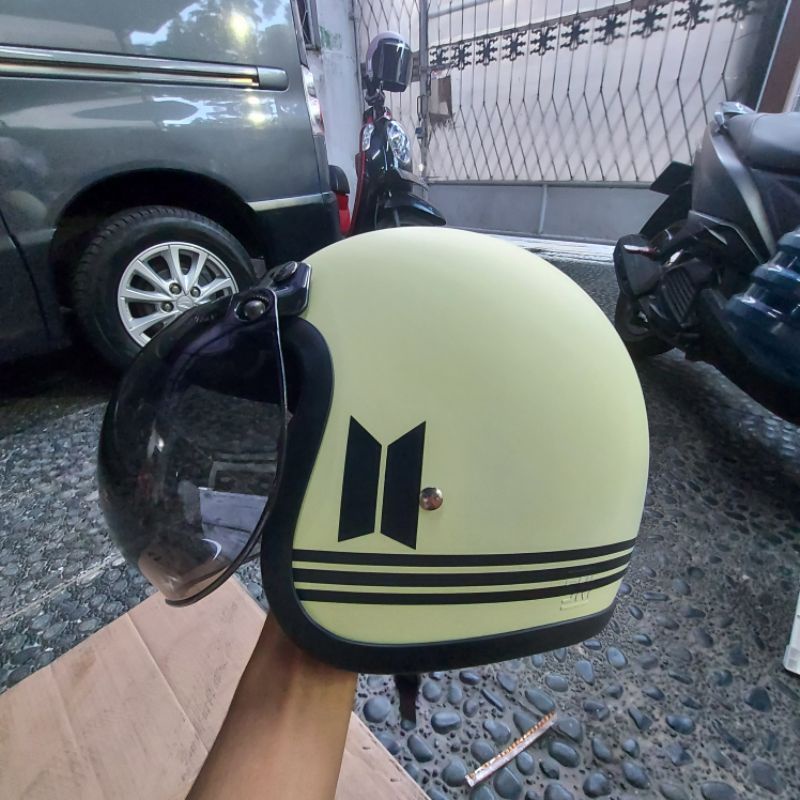 Helm  Retro BTS Korea SNI Dewasa Full Leher Style