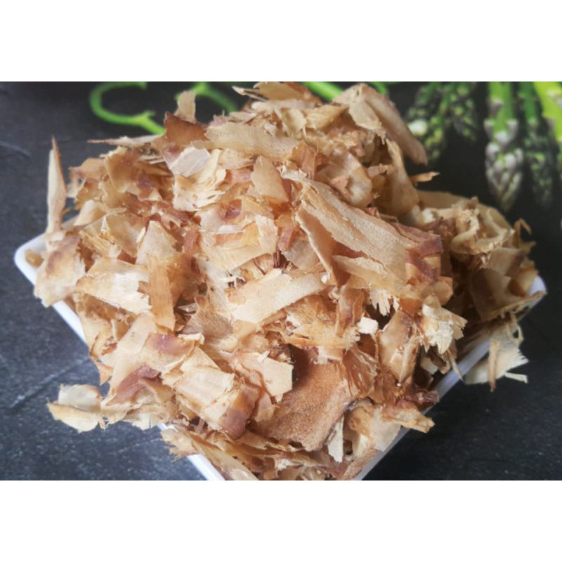 KATSUOBUSHI Bonito Flakes 50 g Halal │ Katsuo Bushi Serutan Ikan