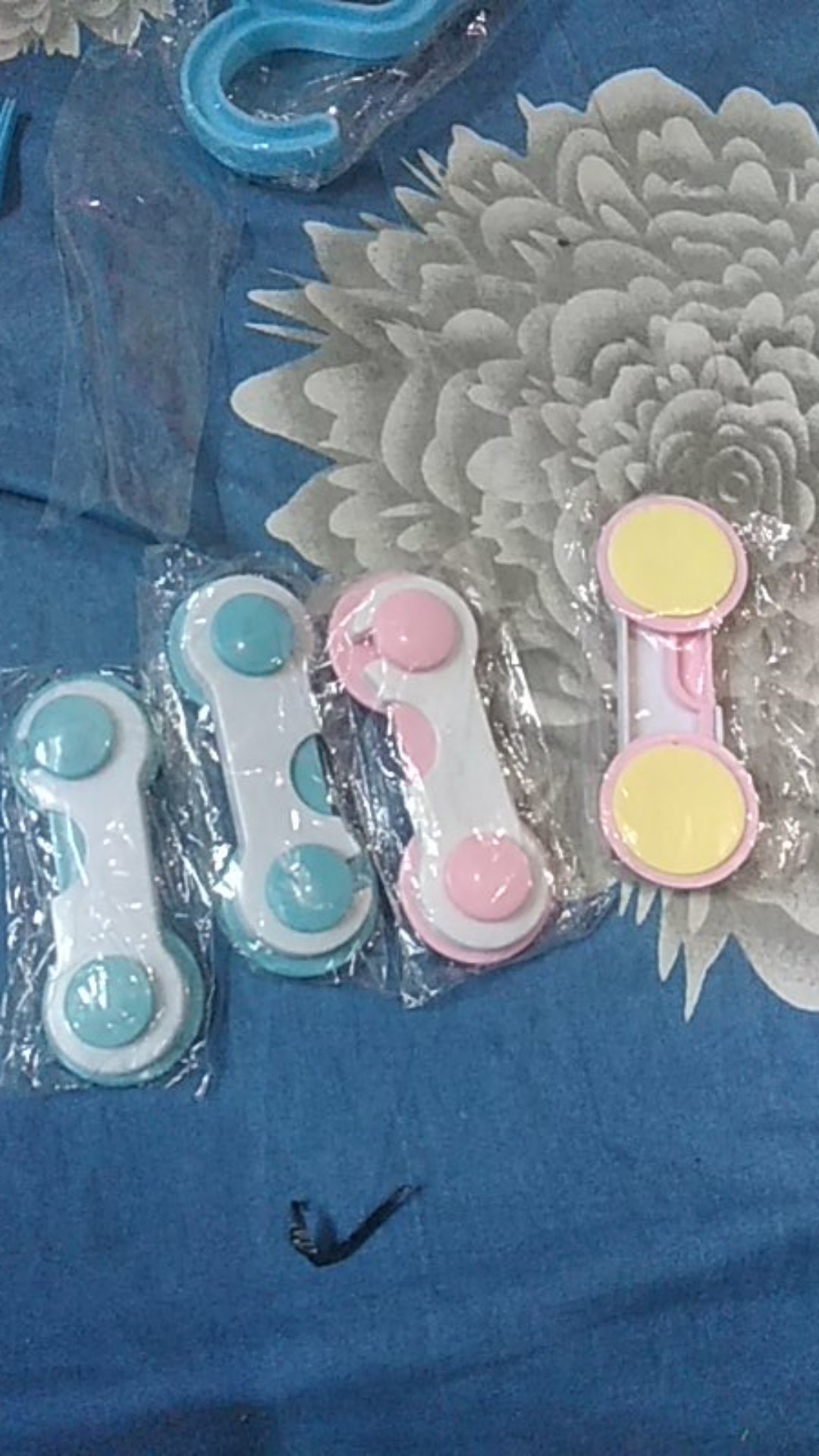 Pengaman Pengunci Pintu/kulkas/lemari (safety Lock)