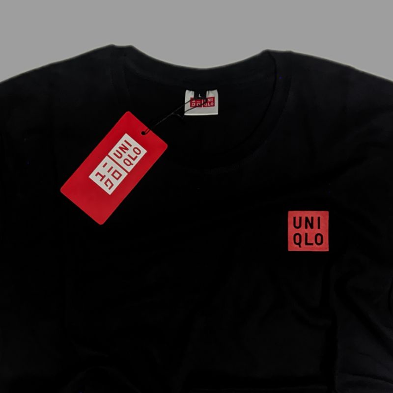 Kaos Baju Tshirt UNIQLO Basic Black-1