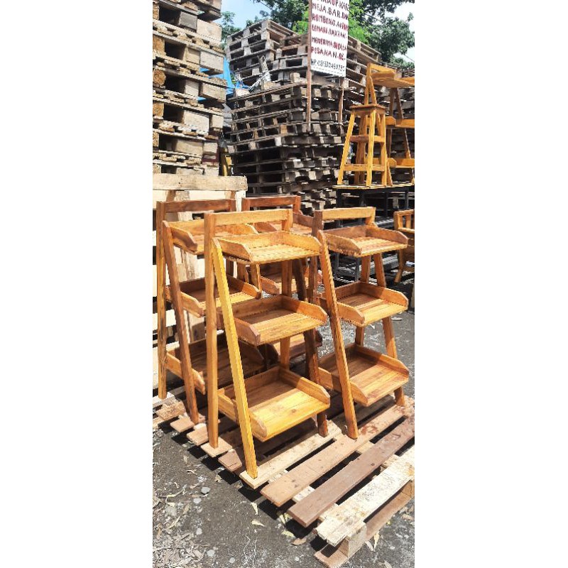 Rak Kayu Display Roti / Pakaian / Hijab / tanaman hias