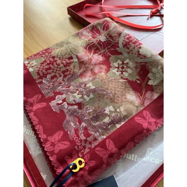 Buttonscarves Dream Park Scarlet