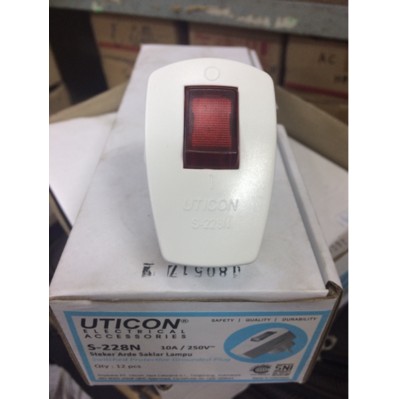 Steker Lampu Uticon