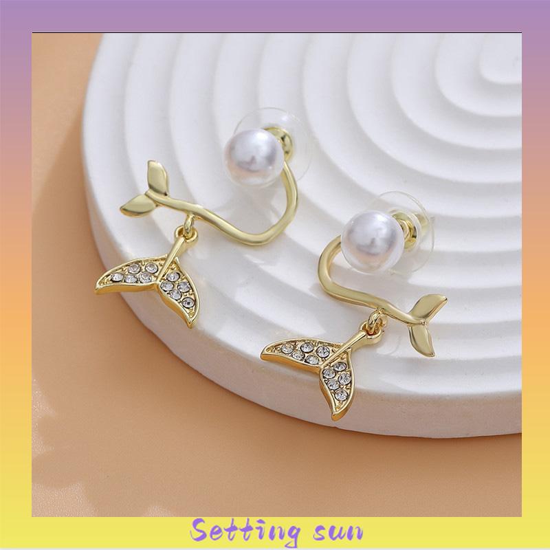 Pearl Fishtail Back Hanging Earrings Wanita High-end Cahaya Mewah Penuh Berlian Anting Geometris TN