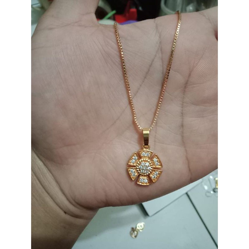 kalung wanita xuping 45cm berlapis emas dengan mata zircon smix.