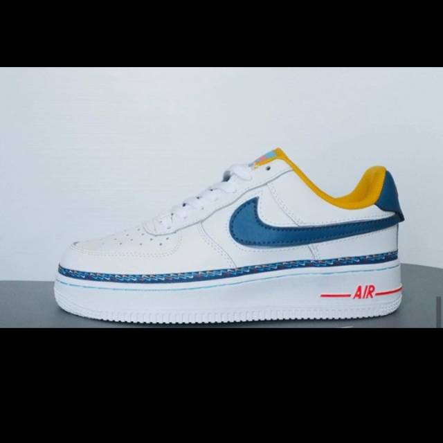 NIKE AIR FORCE SWOOSH CHAIN