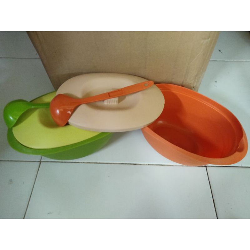Basi/Baskom Tutup Oval Plastik Versia