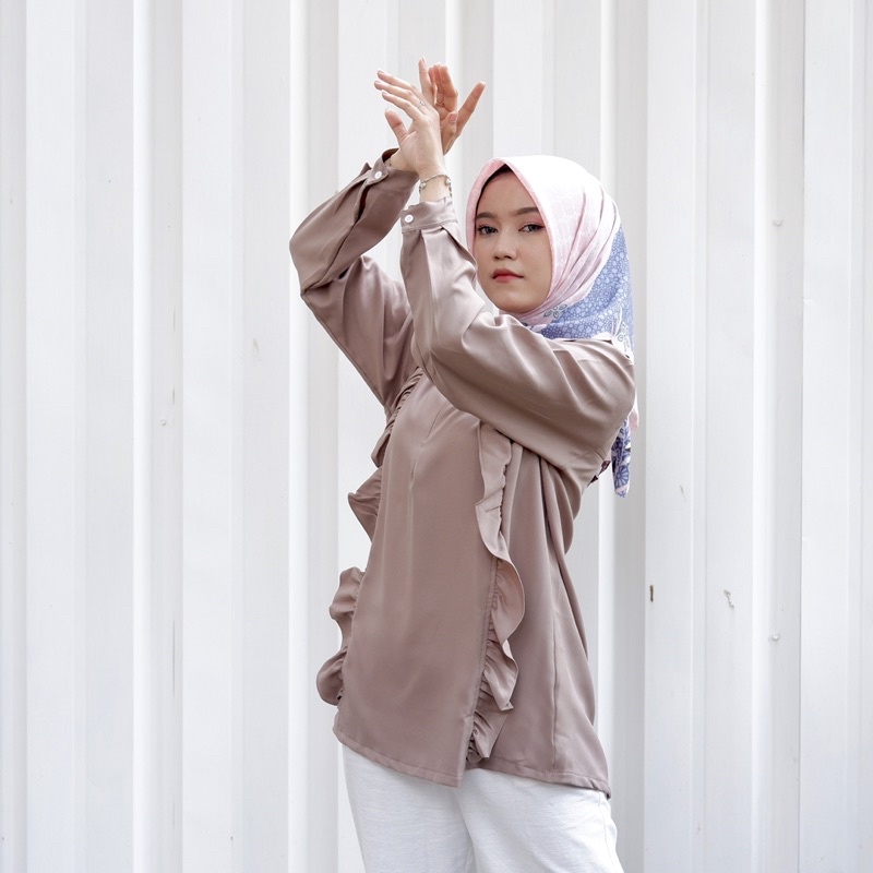 BLOUSE POLOA WANITA ATASAN POLOS WANITA MODEL RAFFLE