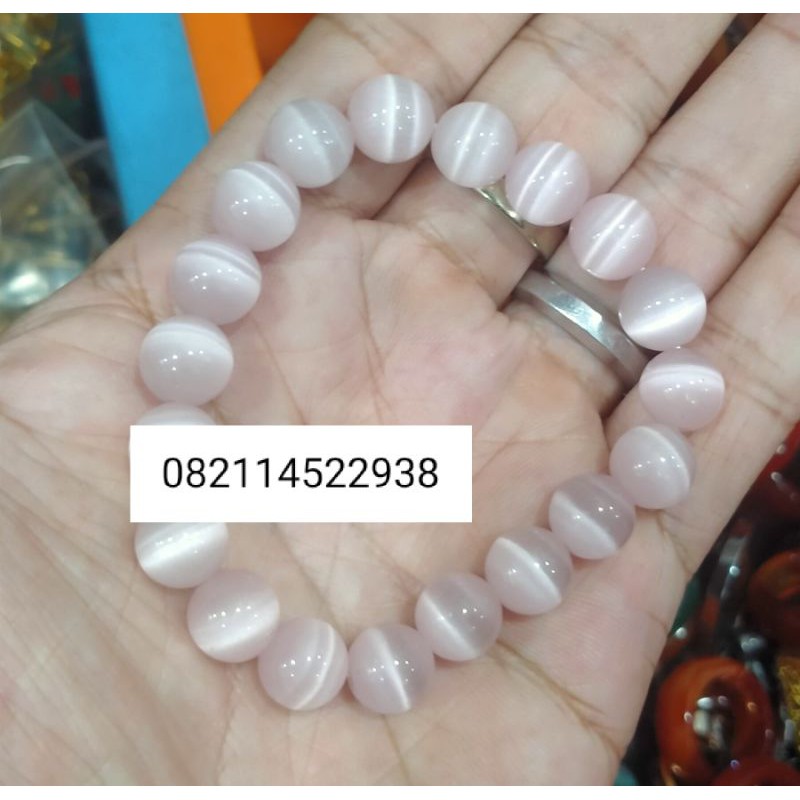 Gelang Batu Mata Kucing