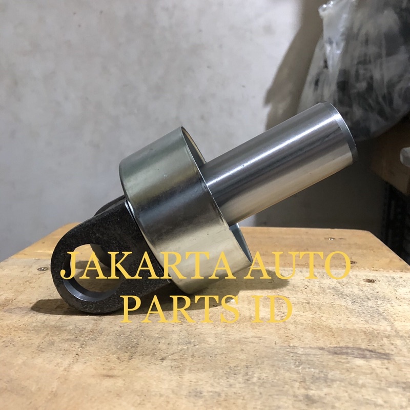 YOKE SLEEVE YOKE SLIP SLEVE BELAKANG REAR L200 STRADA MR276839 TYPE A