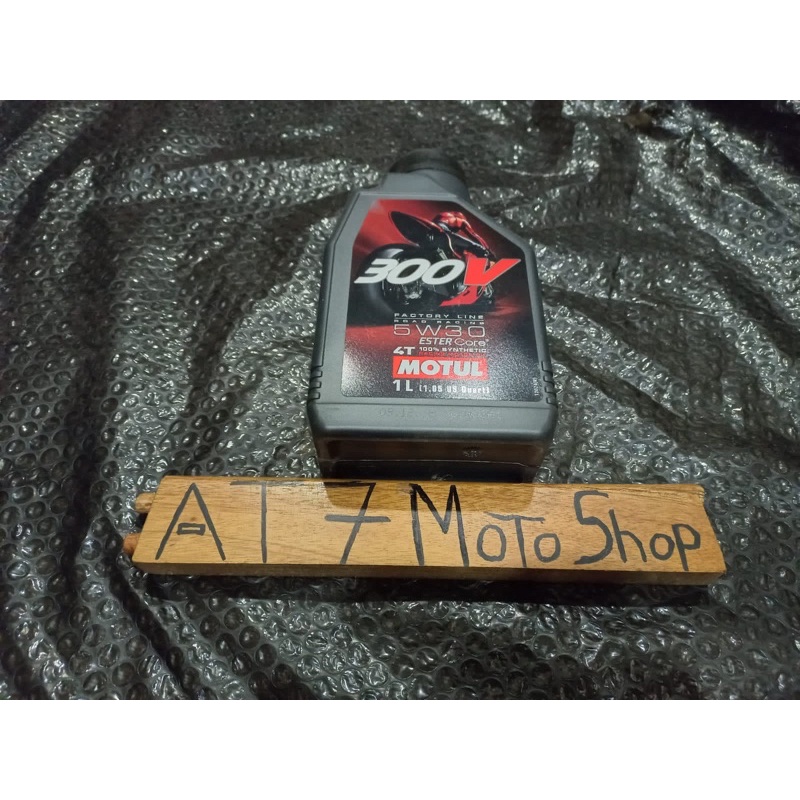 Oli mesin motul 300V racing oli mesin boreup racing