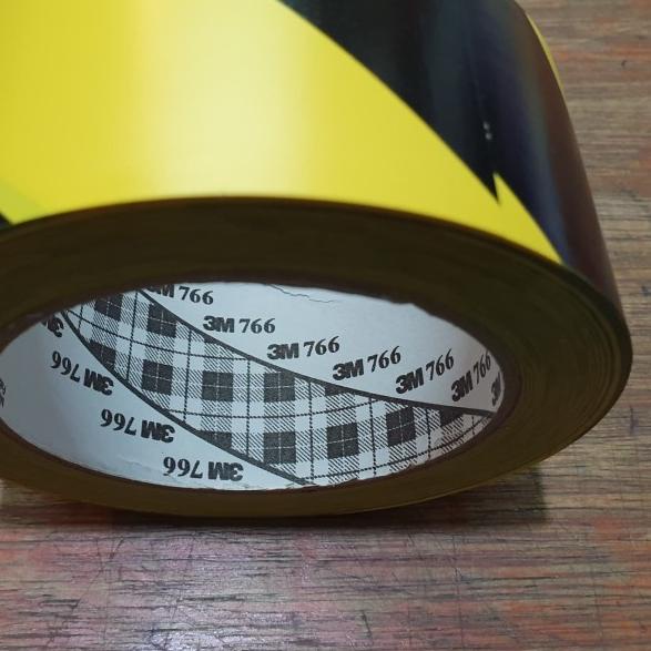 

❂ floormarking tape 3M 766 ☄